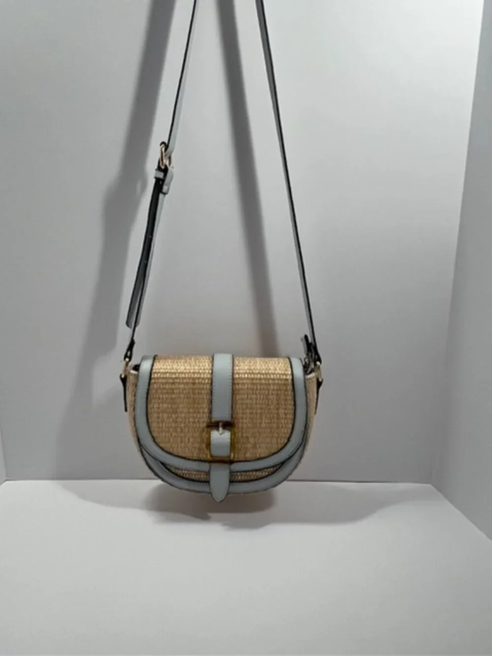 Izzy & Ali Straw & Vegan Leather Crossbody Shoulder Bag, New without Tags - Picture 2 of 9